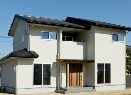 詫間町 I様 素足の気持ち良さ＋健康＋モミの木の家