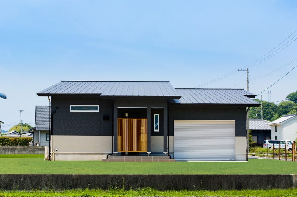 三豊市 M様 ビルトインガレージ＋平屋のモミの木の家