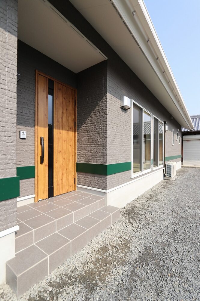 観音寺市 M様邸 平屋＋真壁の和室のあるモミの木の家